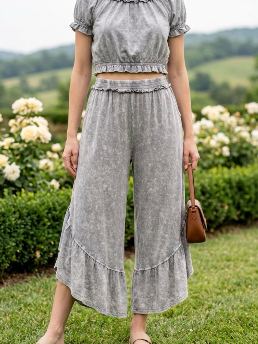 Three bird Nest Jher xl Washed Gray Ruffle-Hem Cropped Wide-Leg Pants W-17
